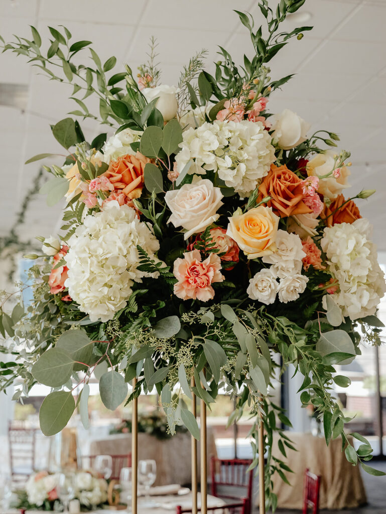 Wedding floral centerpiece 