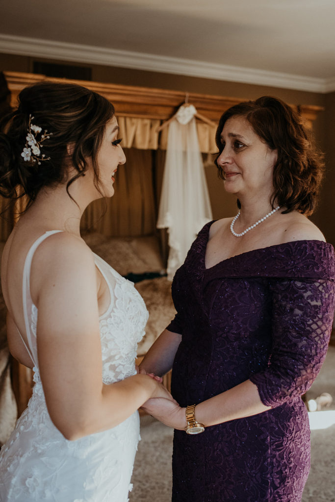 Bride getting ready for Indiana wedding ceremony