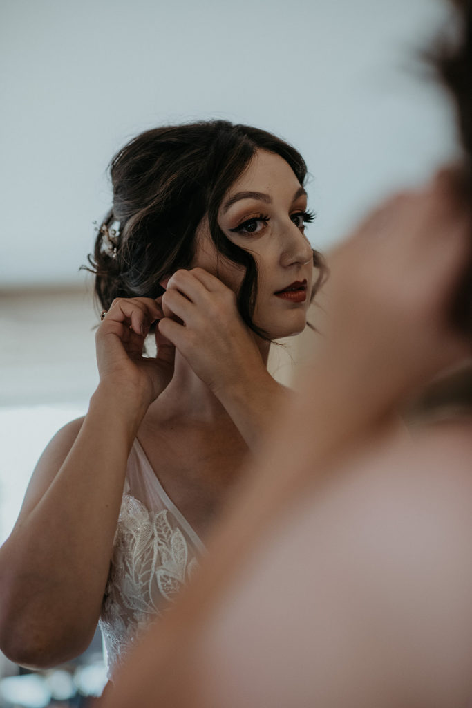 Bride getting ready for Indiana wedding ceremony