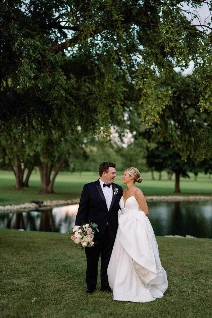 Outdoor bride and groom portraits at River Forest Country Club wedding venue in Chicago