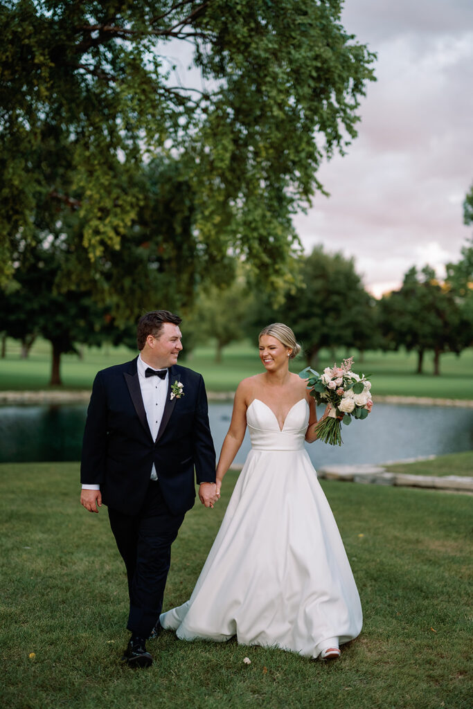 Outdoor bride and groom portraits at River Forest Country Club wedding venue in Chicago