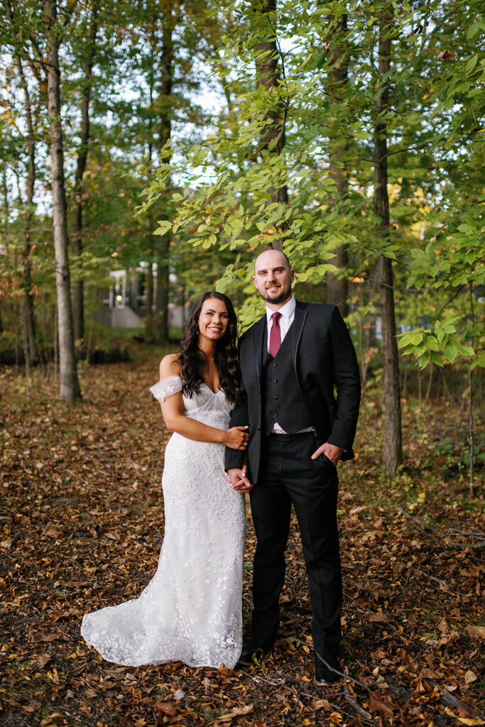 Bride and grooms fall outdoor wedding portraits from their Ritz Charles wedding in Indianapolis, Indiana