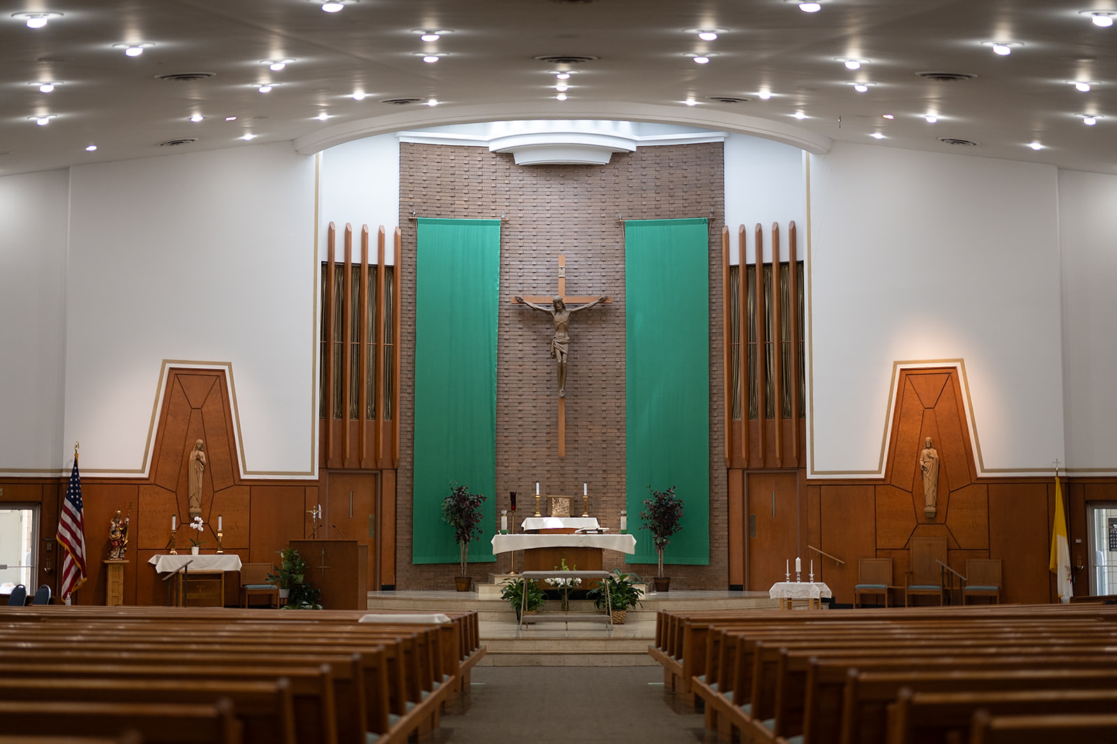 Catholic wedding ceremony in Chicago