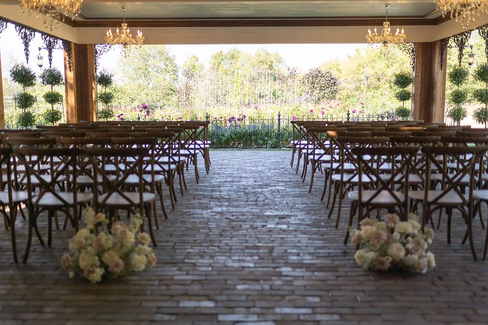 Artisan Acres Estate wedding venue on The Vernada