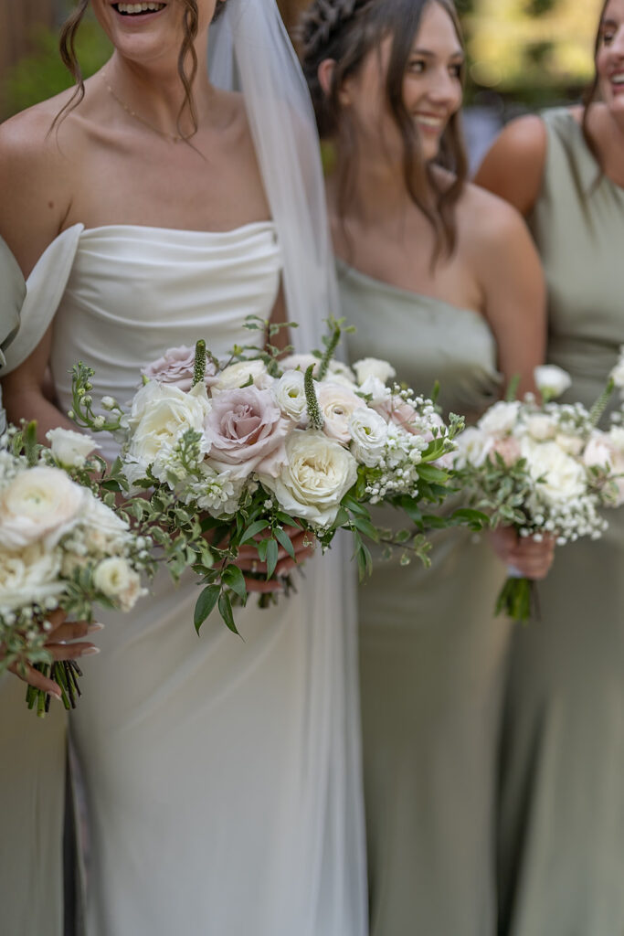 Bride and bridesmaids portraits from an Artisan Acres Estate wedding