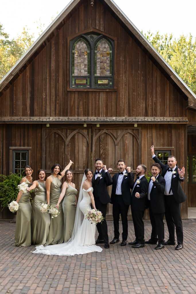 Full wedding party photos at Artisan Acres Estate wedding venue